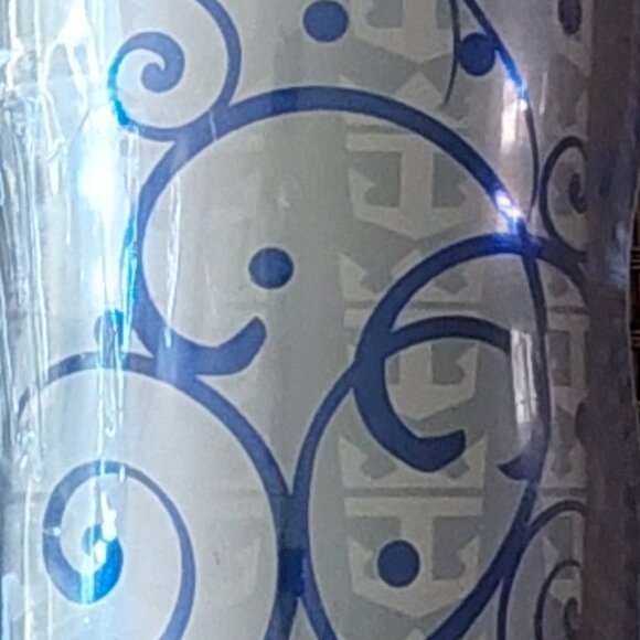 New in Sealed Pkg Royal Carribean/Coca Cola Water Bottle Tumbler with Lid - Picture 4 of 7